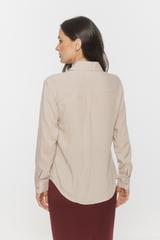 Jasnobeżowa koszula z lekkiej tkaniny wiskozowej