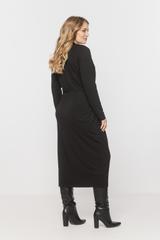 Kopertowa czarna sukienka z dzianiny wiskozowej