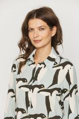 Koszula z wiskozy o prostym fasonie z długim rękawem