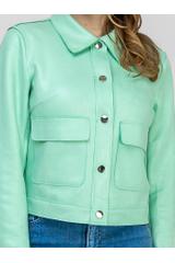 Krótka miętowa kurteczka z naszywanymi dużymi kieszeniami
