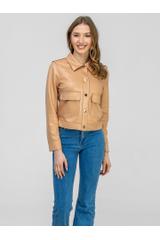 Krótka morelowa kurteczka z naszywanymi dużymi kieszeniami