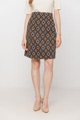 Short original skirt made of patterned fabric