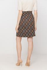 Short original skirt made of patterned fabric
