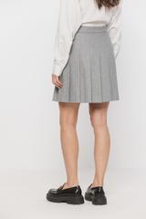 Krótka szara wełniana spódnica z zakładkami