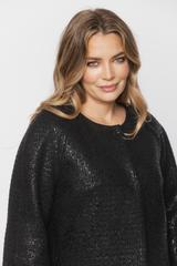 Krótki czarny żakiet z błyszczącą czarna nitką