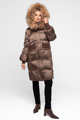 Brązowa zimowa kurtka z połyskującej tkaniny