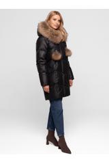 Wygodna zimowa kurtka w kolorze czarnym