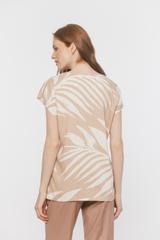 Lekka wiskozowa bluzka o pudełkowym kroju