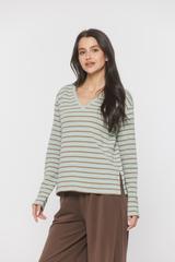 Lekki seledynowy sweterek w brązowe paski