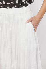Letnia biała spódnica o długości maxi