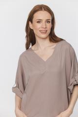 Przewiewna beżowa bluzka z tencelu  o luźnym kroju