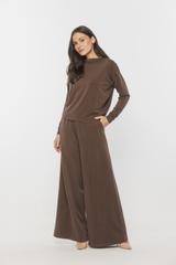 Luźna dzianinowa bluzka w odcieniu brązu z długim rękawem