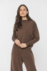 Luźna dzianinowa bluzka w odcieniu brązu z długim rękawem