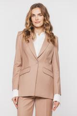 Marynarka z kieszeniami o delikatnie taliowanym kroju