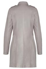 Błyszczący wiosenny płaszcz