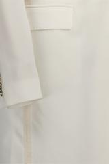 Płaszcz ecru o kroju dyplomatki