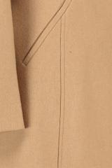 Płaszcz w odcieniu beżu