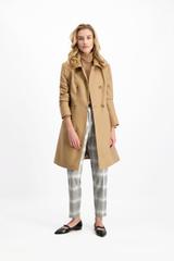 Płaszcz w odcieniu beżu