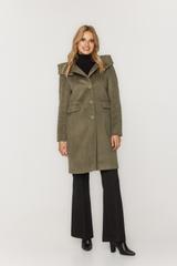 Oliwkowy płaszcz z alpaką i dużym kapturem