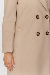 Wełniany dwurzędowy płaszcz jasnobeżowy o prostym kroju