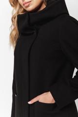 Czarny ocieplany płaszcz ze stójką i  kapturem