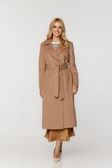 Jesienny płaszcz z wełny i alpaki w kolorze ciepłego beżu