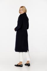 Wełniany granatowy płaszcz z patkami i zapięciem na guziki
