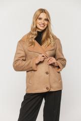 Beżowy krótki kożuszek z wykładanym kołnierzem