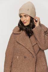 Jasnobrązowy modny płaszczyk damski typu miś