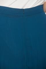 Plisowana spódnica midi z morskiego zwiewnego materiału