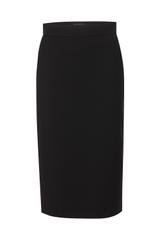 Prosta czarna spódnica za kolano z rozporkiem