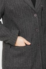 Prosty żakiet w jodełkę z dodatkiem wełny