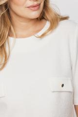 Pudełkowa kremowa bluzka z dzianiny boucle
