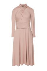 Pudrowa modalowa sukienka z drapowaniem