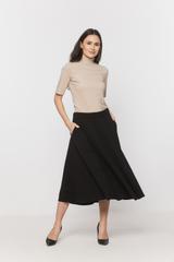 Rozkloszowana dzianinowa spódnica z kieszeniami