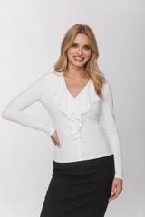 Śmietankowa dzianinowa bluzka z żabotem i długim rękawem