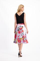 Fioletowa spódnica w kwiaty