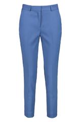 Niebieskie spodnie o ponadczasowym kroju