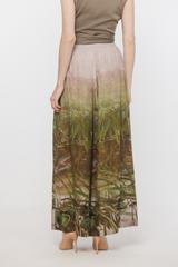 Spodnie z wiskozy z printem inspirowanym obrazami Chełmońskiego