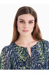 Pleated dress with yellow belt