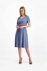 Sukienka z dekoltem w serek