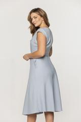 Sukienka midi z paskiem w talii