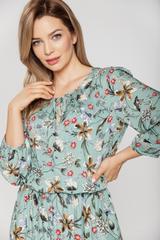 Luźna sukienka boho z rękawami 3/4 i wiązaniem przy dekolcie