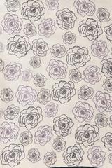 Jasna jedwabna apaszka z motywem kwiatowym