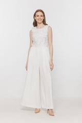 Szykowny długi kombinezon ecru z kwiatami 3D