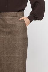 Wool skirt with side pockets and fly