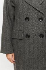 Wełniany dwurzędowy szary płaszcz w jodełkę