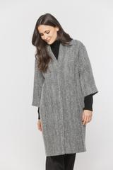 Wełniany płaszcz z dzianinowym czarnym ściągaczem