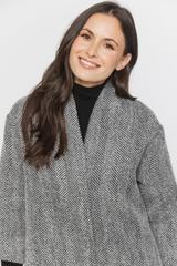 Wełniany płaszcz z dzianinowym czarnym ściągaczem