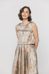 Wizytowa bluzka z błyszczącej tkaniny żakardowej